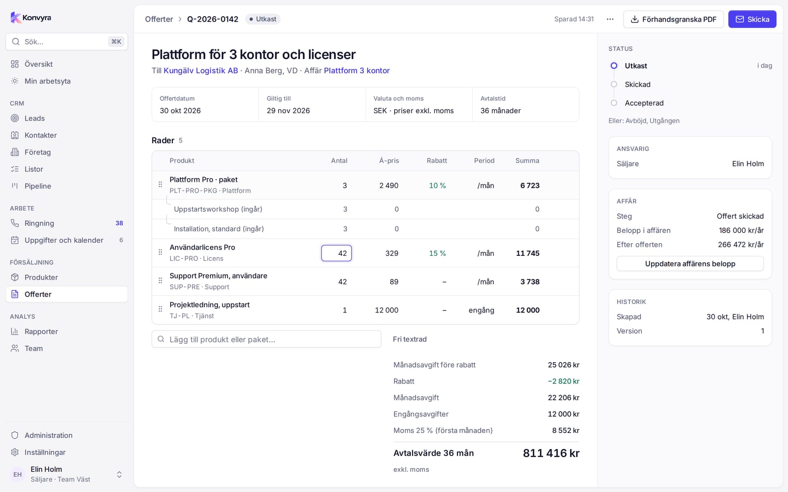 Skärmbild av offertbyggaren i Konvyra med offertrader, summor och status till höger.